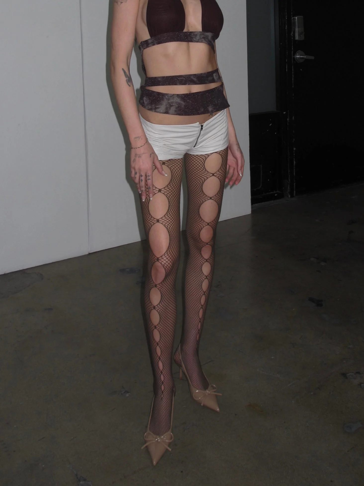 1459-front-side-cut-oval-fishnet-tights-1.webp Front & Side Cut Oval Fishnet Tights