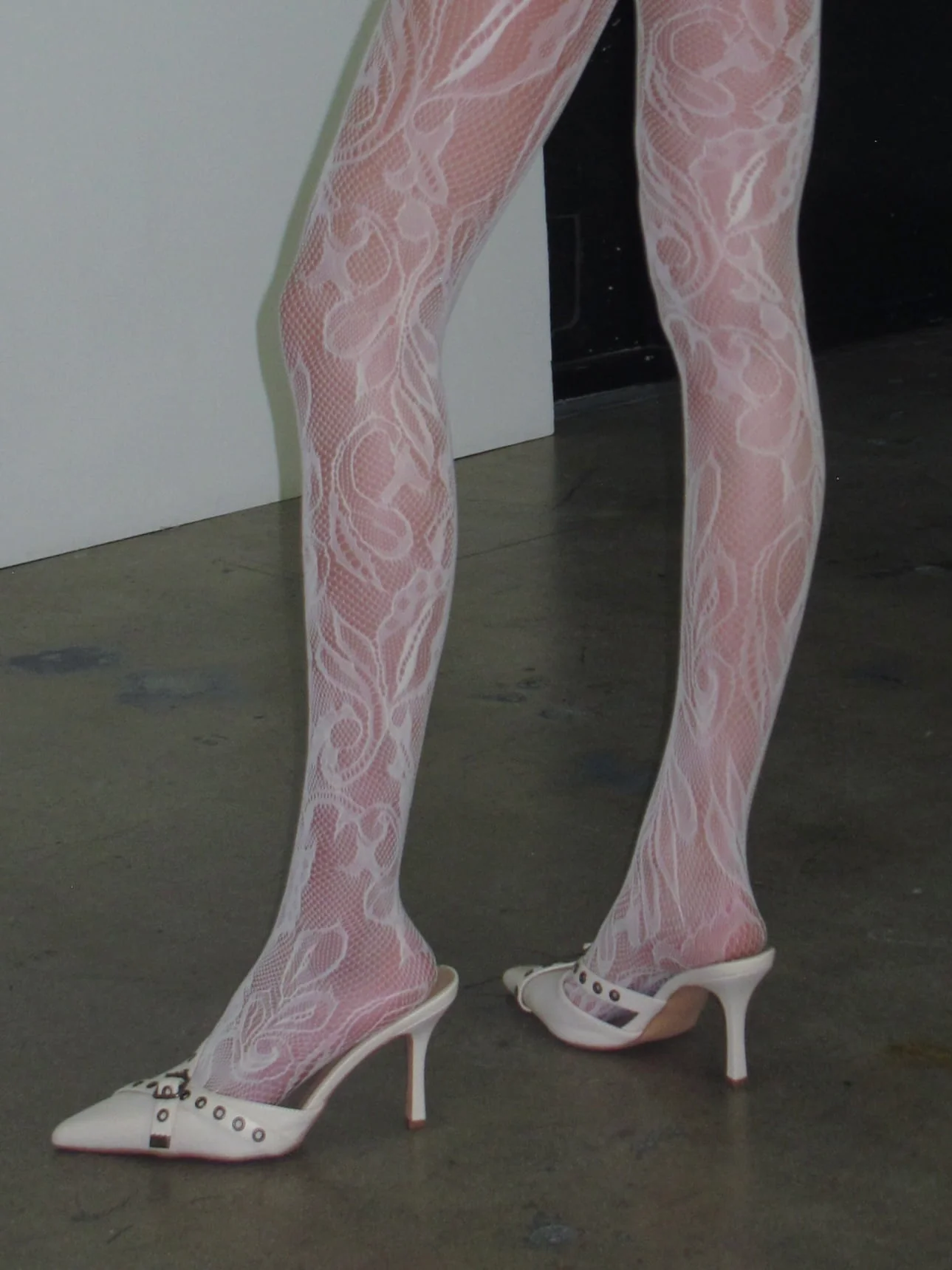 1462-floral-lace-tights-1.webp Floral Lace Tights
