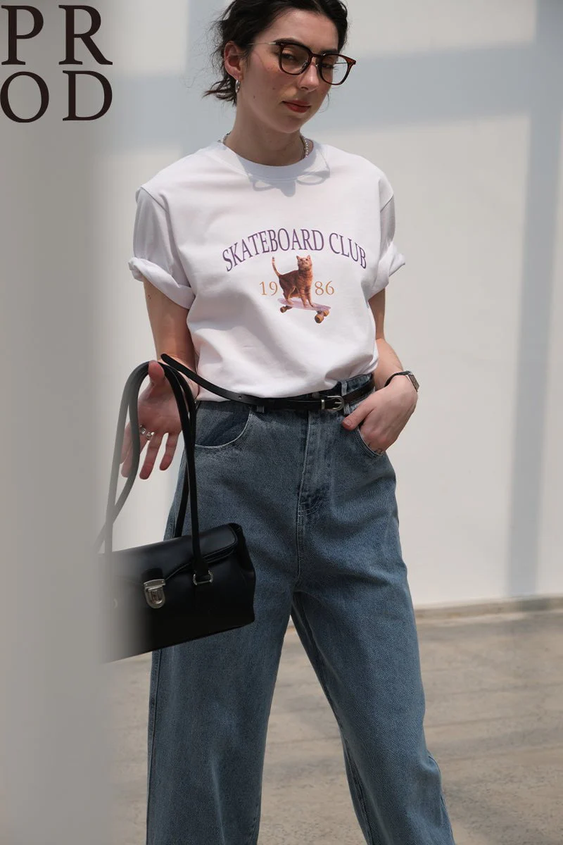 1938-1986-skateboard-club-cat-basic-short-sleeve-t-shirt-white-1.webp 1986 Skateboard Club - Cat Basic Short Sleeve T-Shirt / White