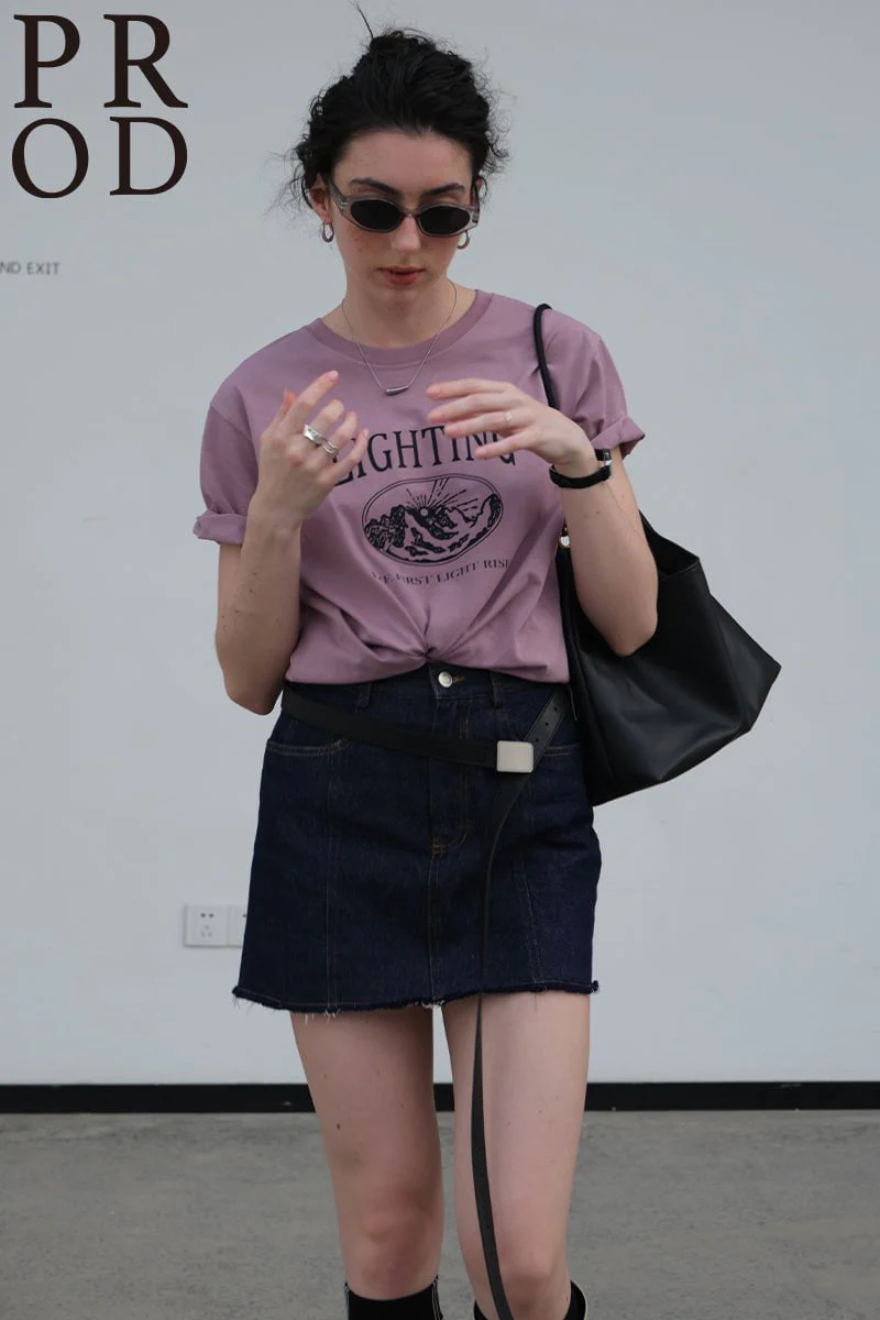 1948-lighting-basic-short-sleeve-t-shirt-mauve-4.webp Lighting Basic Short Sleeve T-Shirt / Mauve