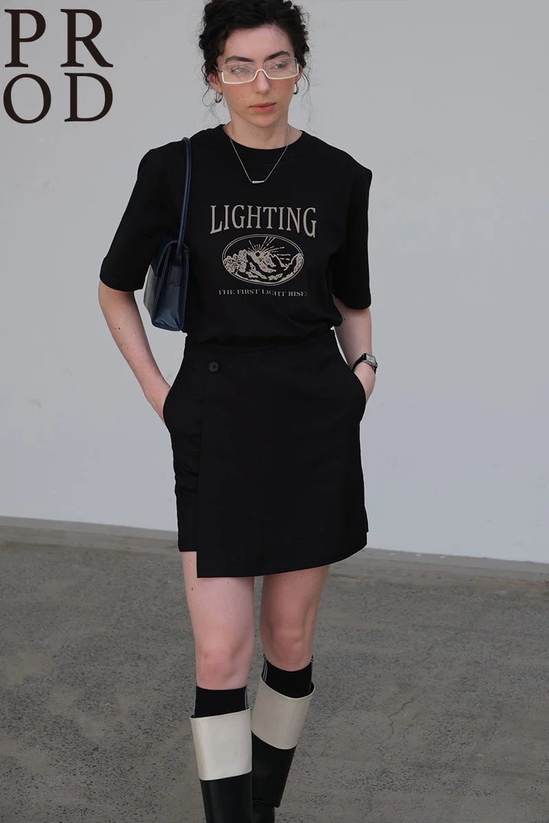 Lighting Basic Short Sleeve T-Shirt / Black