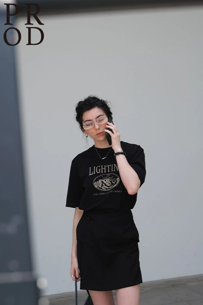 Lighting Basic Short Sleeve T-Shirt / Black