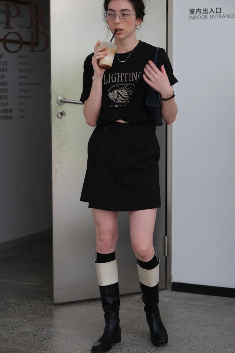 Lighting Basic Short Sleeve T-Shirt / Black