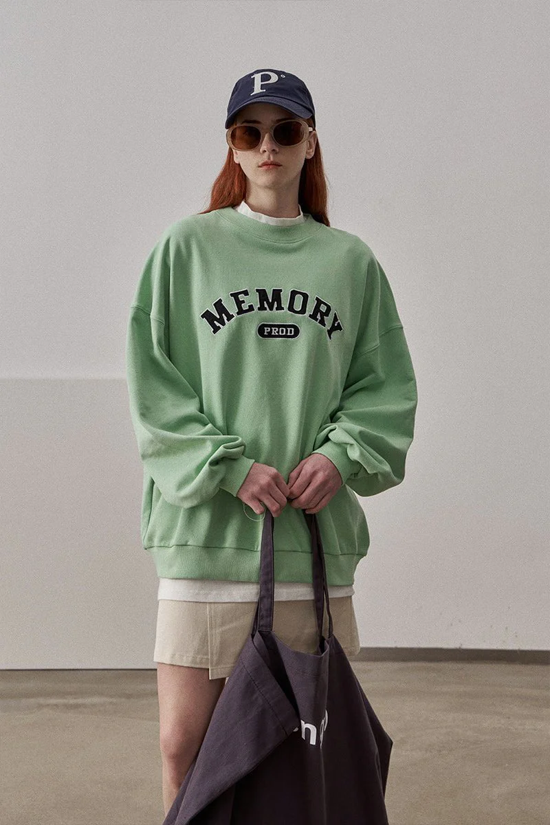 2097-loose-fit-memory-letters-embroidered-crewneck-sweatshirt-honeydew-green-2.webp Loose Fit Memory Letters Embroidered Crewneck Sweatshirt / Honeydew Green