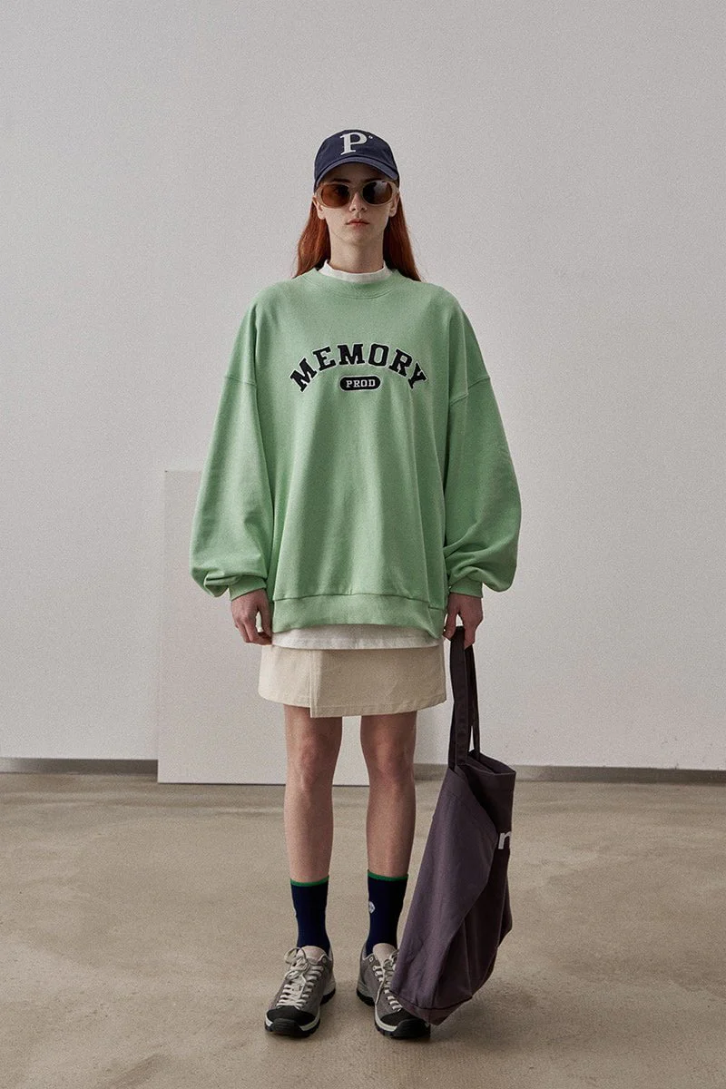 2097-loose-fit-memory-letters-embroidered-crewneck-sweatshirt-honeydew-green-4.webp Loose Fit Memory Letters Embroidered Crewneck Sweatshirt / Honeydew Green